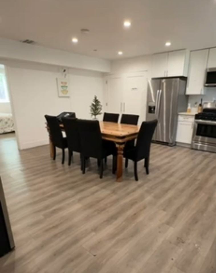 1106 West 41st Street #2-3 - Photo 2 of 9