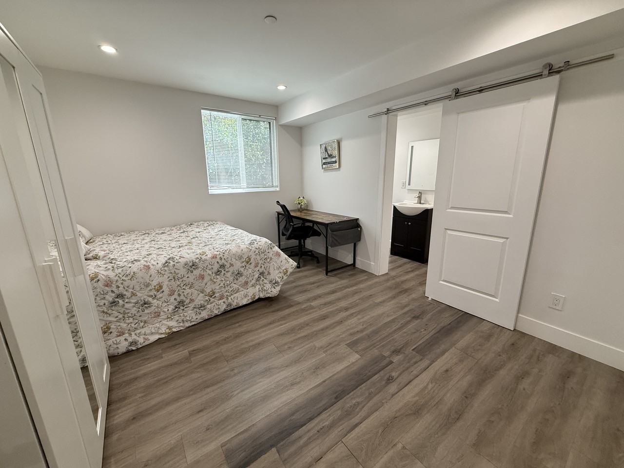 1106 West 41st Street #2-3 - Photo 3 of 9