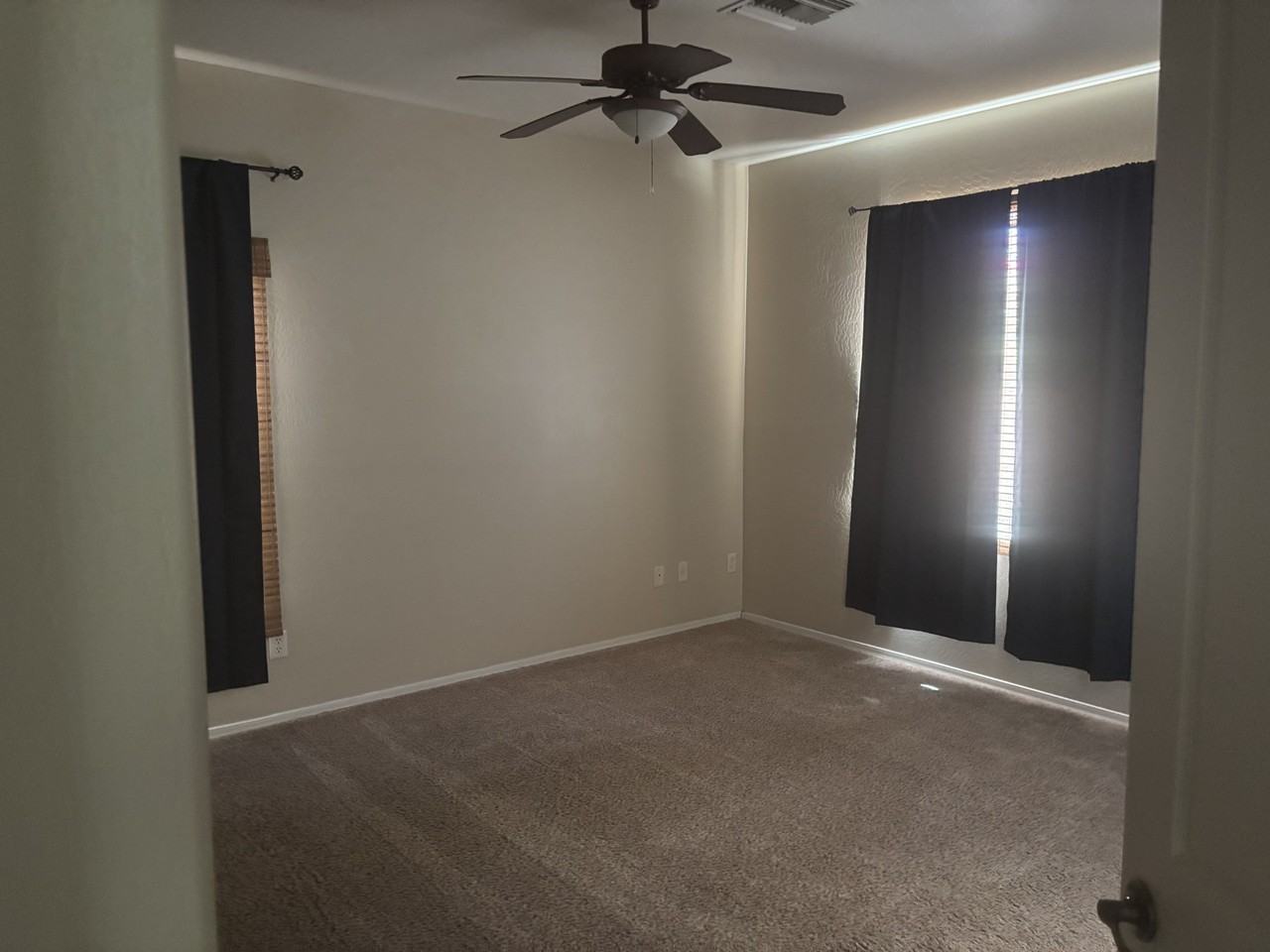 4568 W La Quinta Ln #1 - Photo 6 of 10