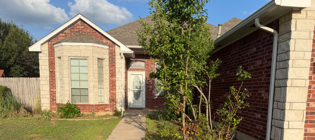 608 N Cherokee Way #1