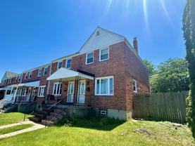 1263 Brewster St #1 - Photo 1 of 1