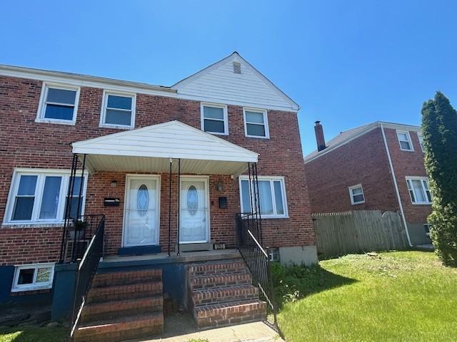 1263 Brewster St #1 - Photo 2 of 2