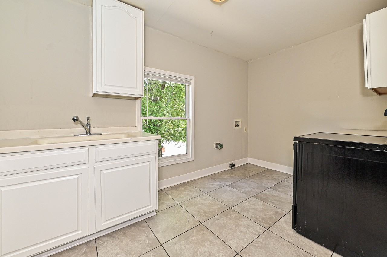 708 S Hayne St #1 - Photo 7 of 18