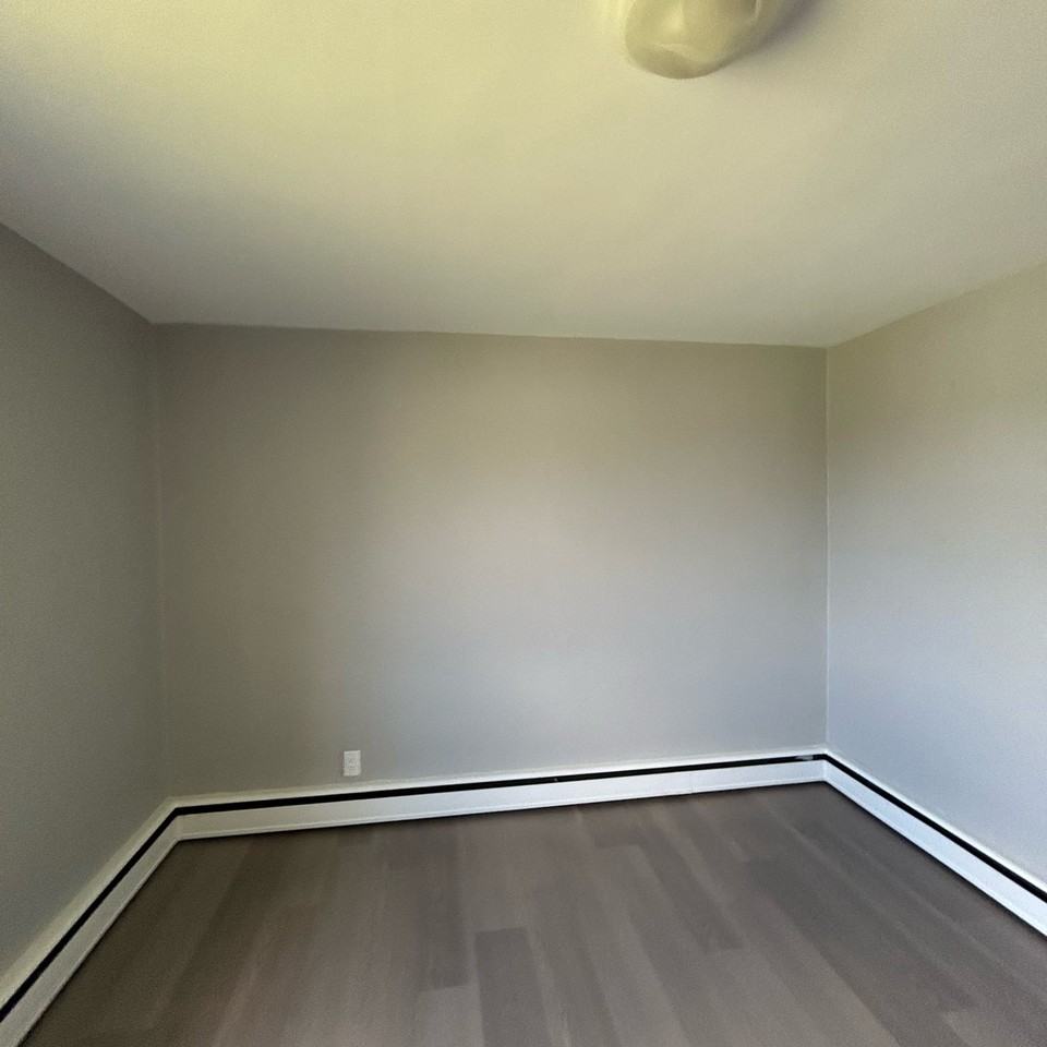 441 Covert St #3 - Photo 2 of 7