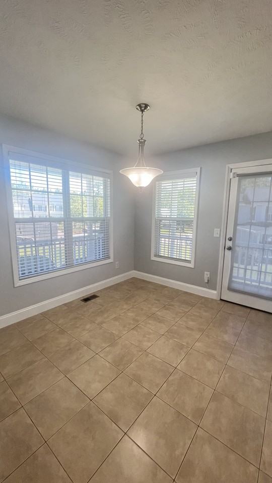 116 Grover Pl #1 - Photo 5 of 47