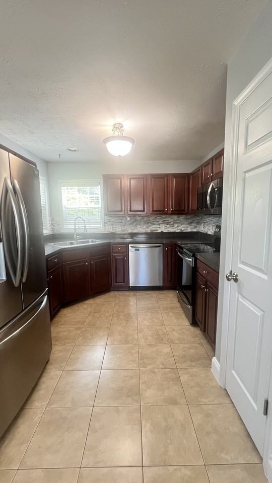 116 Grover Pl #1 - Photo 6 of 47