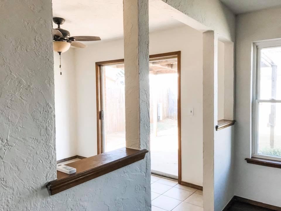 925 Saint James Ct #1 - Photo 3 of 10