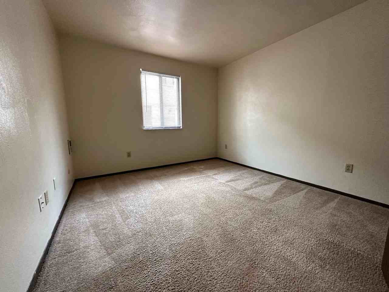 607 Kellywood Mnr - Photo 5 of 9