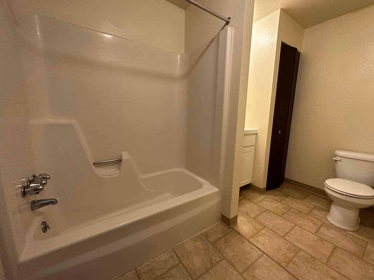 607 Kellywood Mnr - Photo 7 of 9