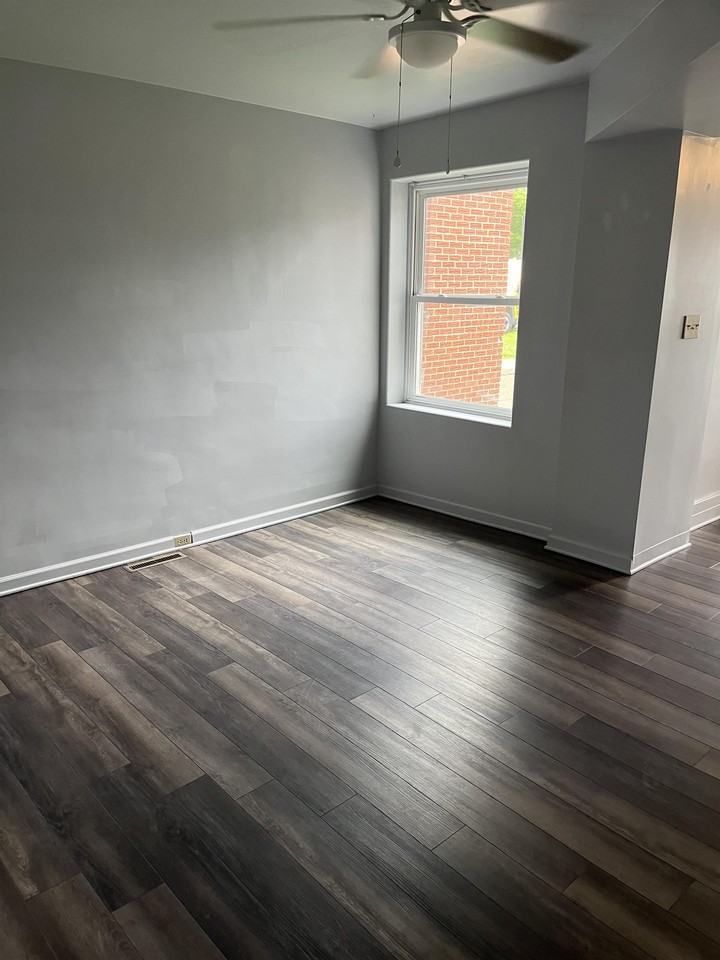 16 E 1st Ave #16 - Photo 2 of 10