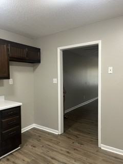 1609 Glenn St Sw #A - Photo 3 of 10