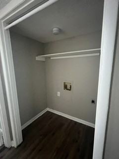1609 Glenn St Sw #A - Photo 7 of 10