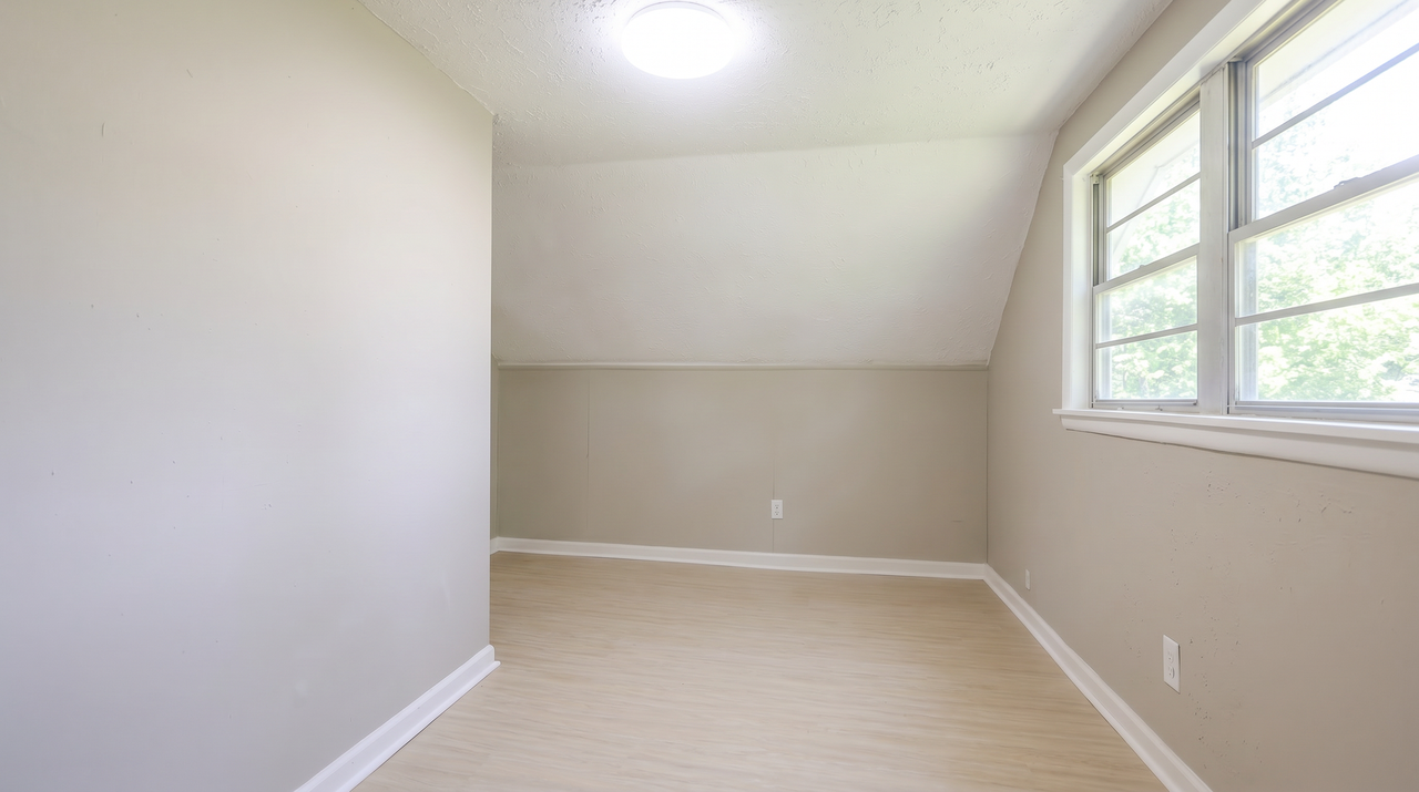 716 Dakota Ave - Photo 7 of 20
