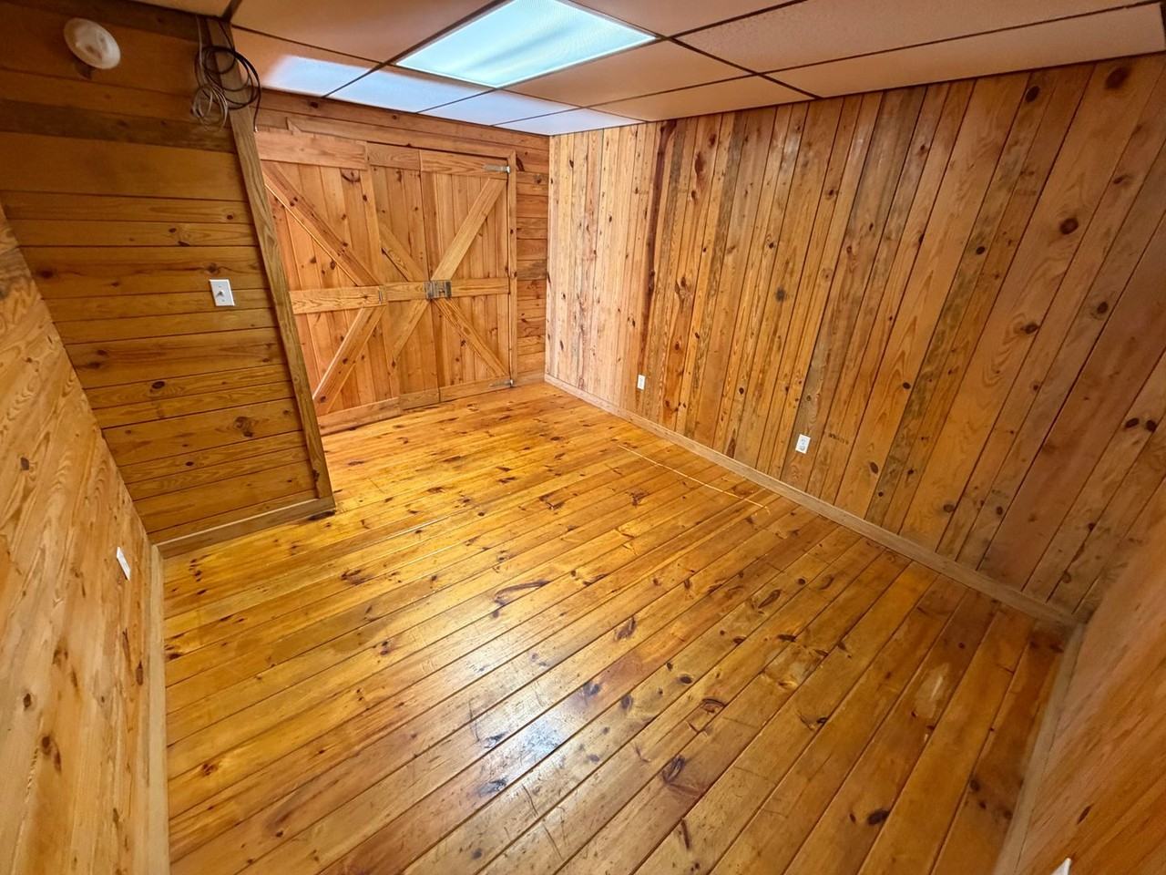 West Allens Bridge Rd Apartments - Photo 6 of 50