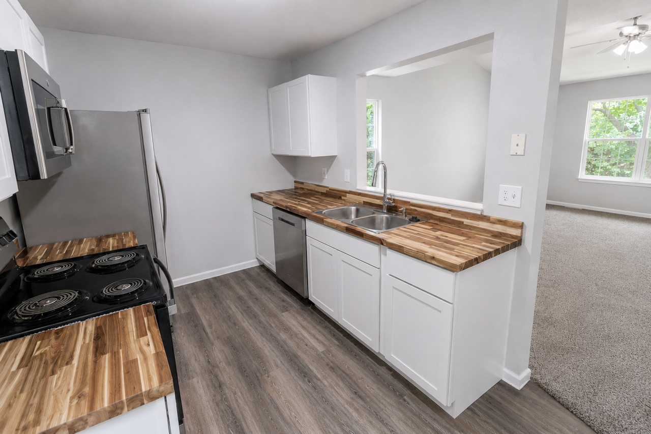 5318 Godas Cir - Photo 7 of 42