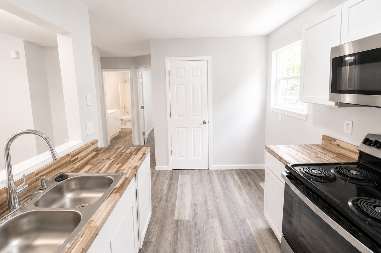 5318 Godas Cir - Photo 7 of 41