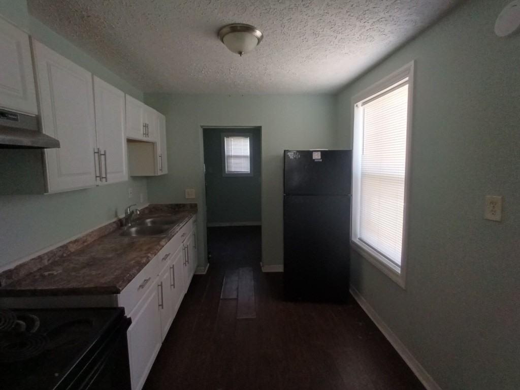 2542 Wilcox St #1 - Photo 6 of 11