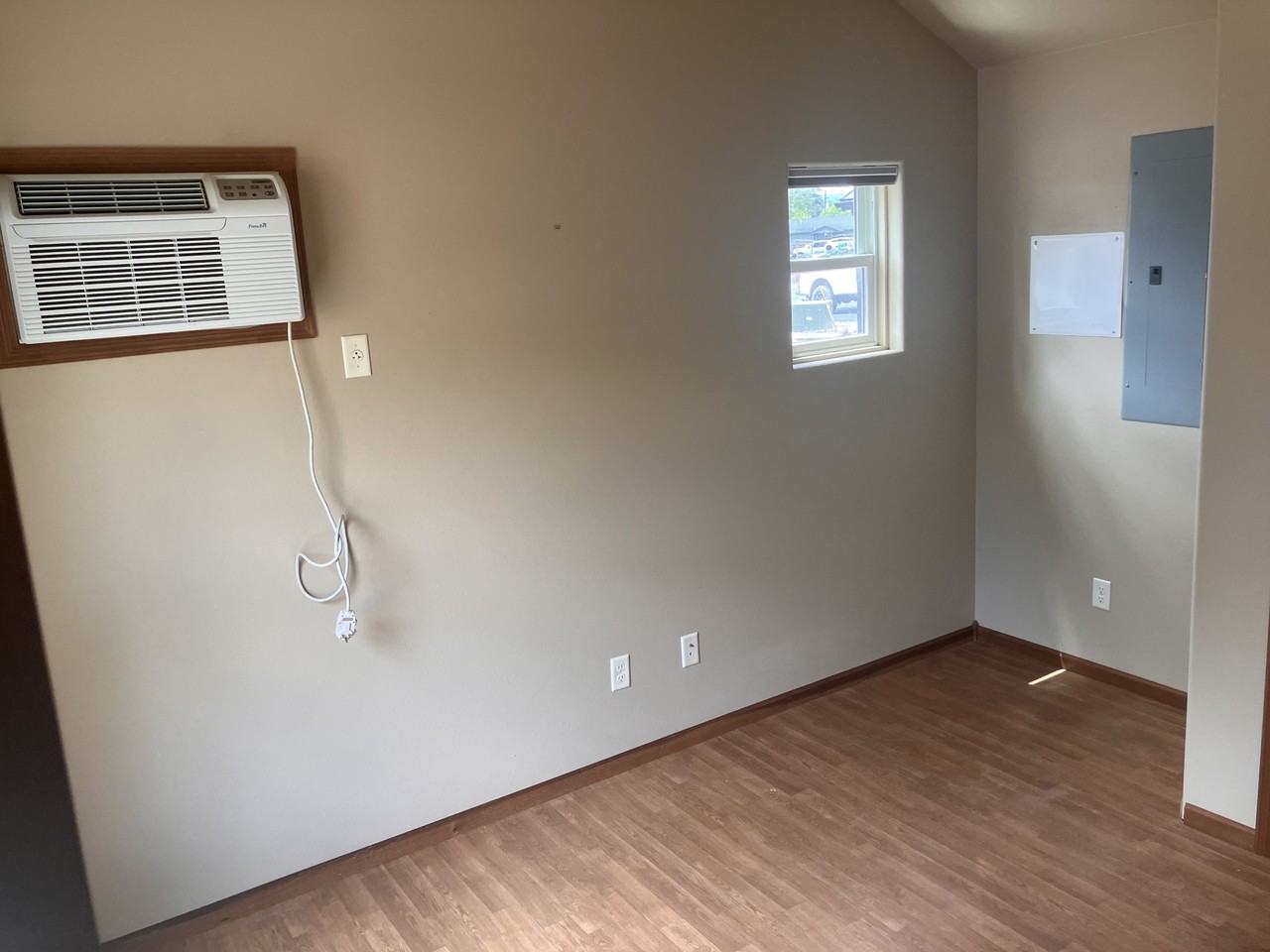 111 E Cottonwood Dr #2 - Photo 4 of 8