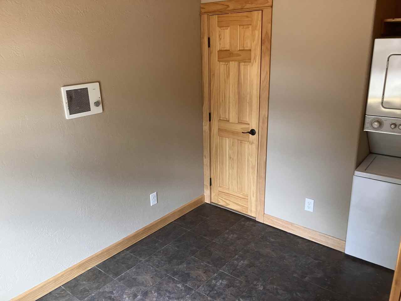 111 E Cottonwood Dr #8 - Photo 4 of 7
