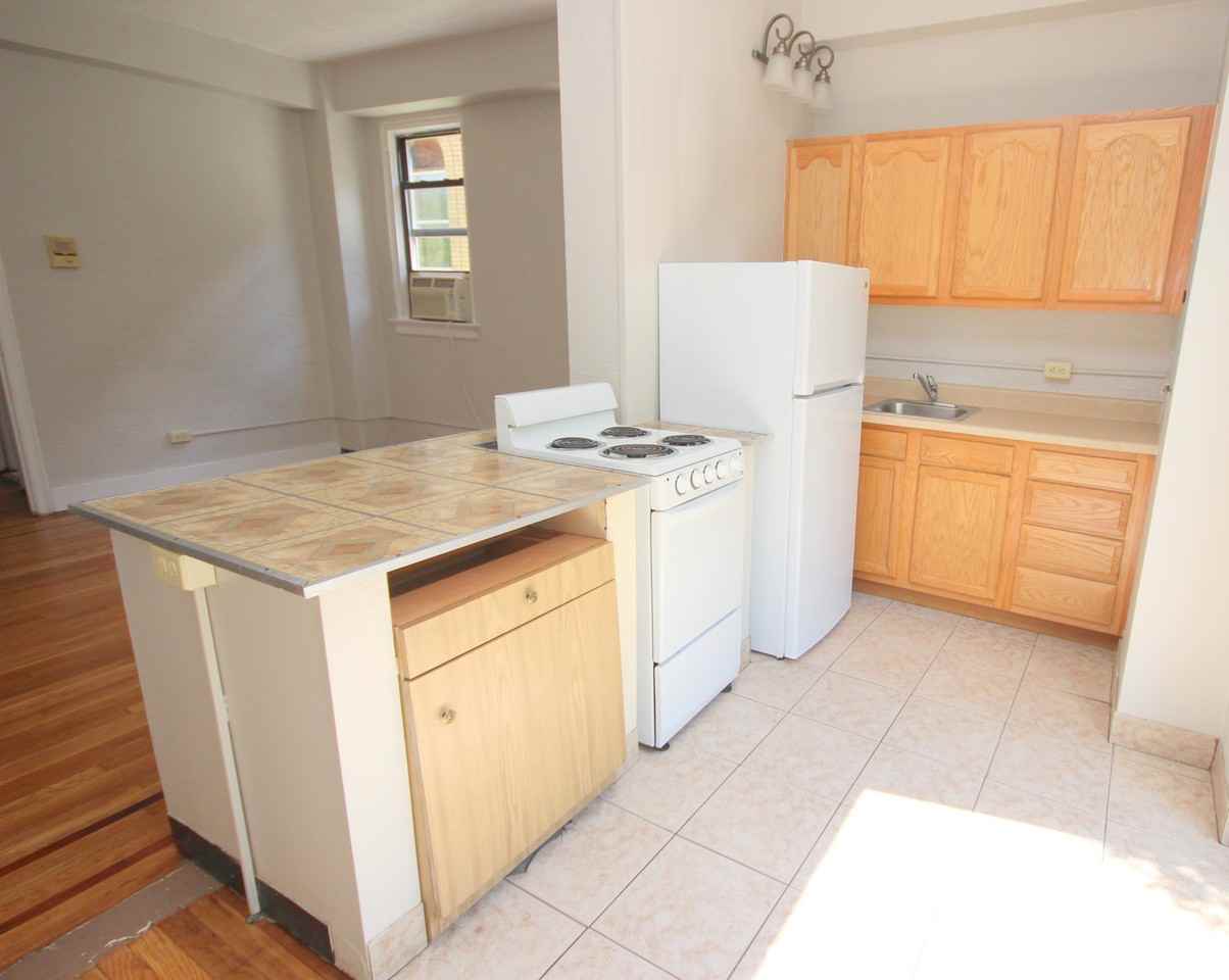 4720 CENTRE AVENUEAPT 1-J #1J - Photo 5 of 10