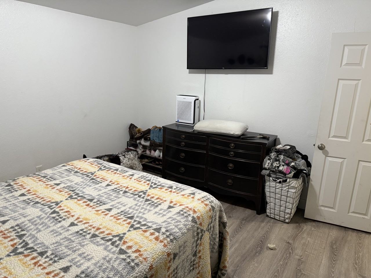 1735 B St #1735 - Photo 4 of 4