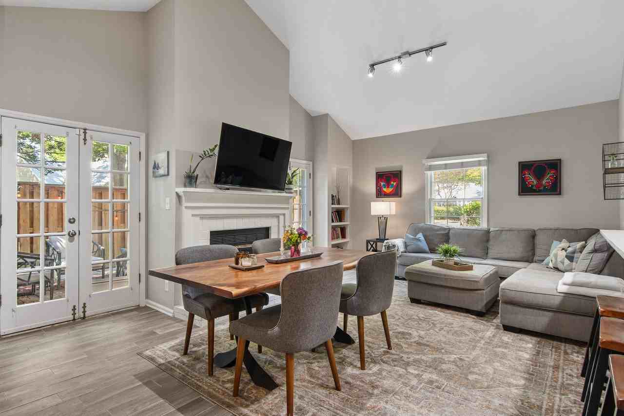 3700 Selwyn Farms LaneUnit 4 #4 - Photo 7 of 42