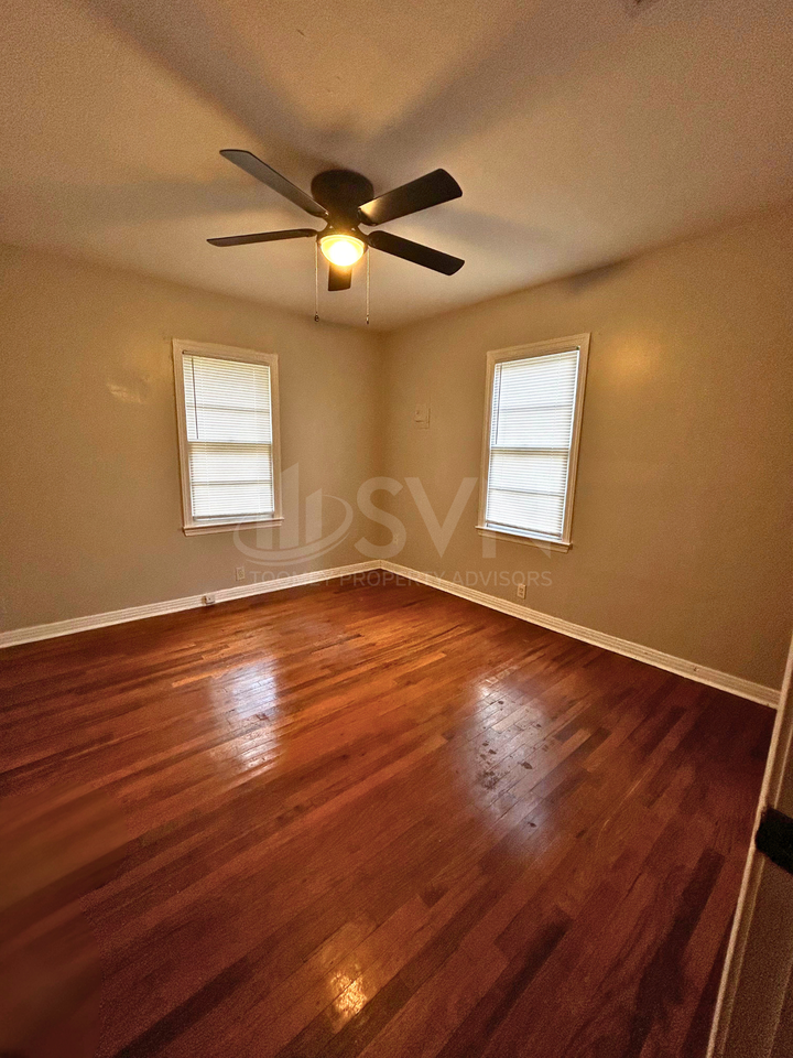 2958 Frederick St - Photo 5 of 8