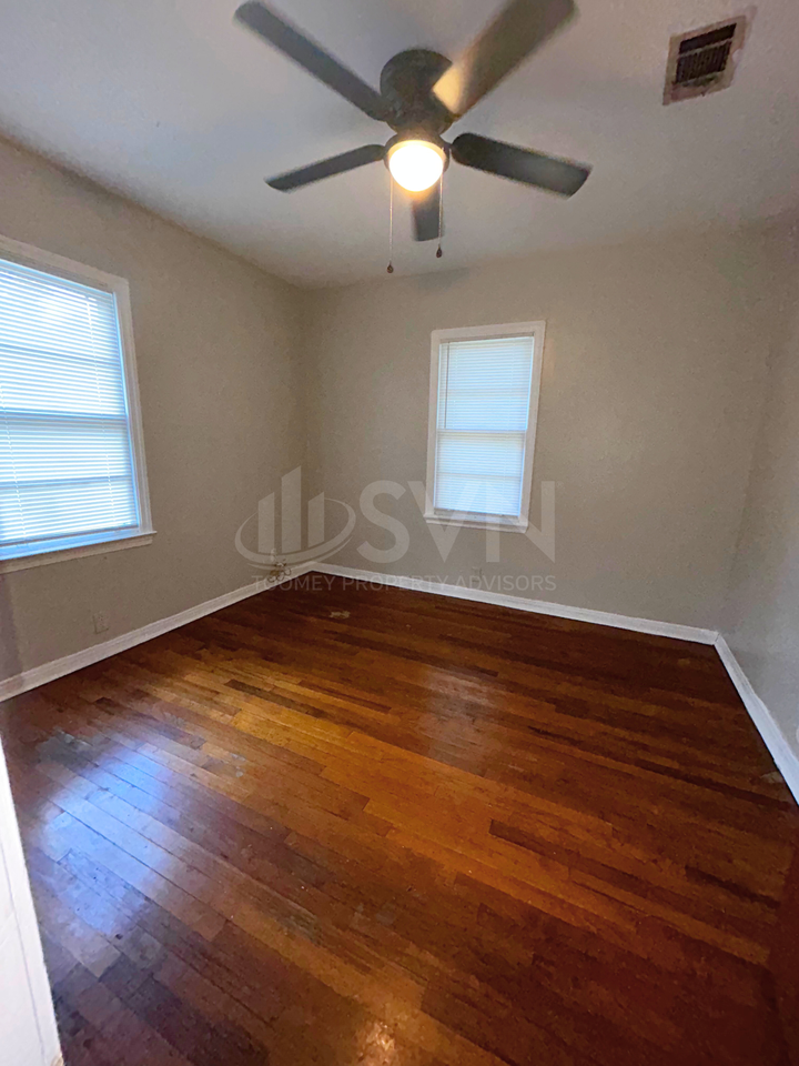 2958 Frederick St - Photo 6 of 8