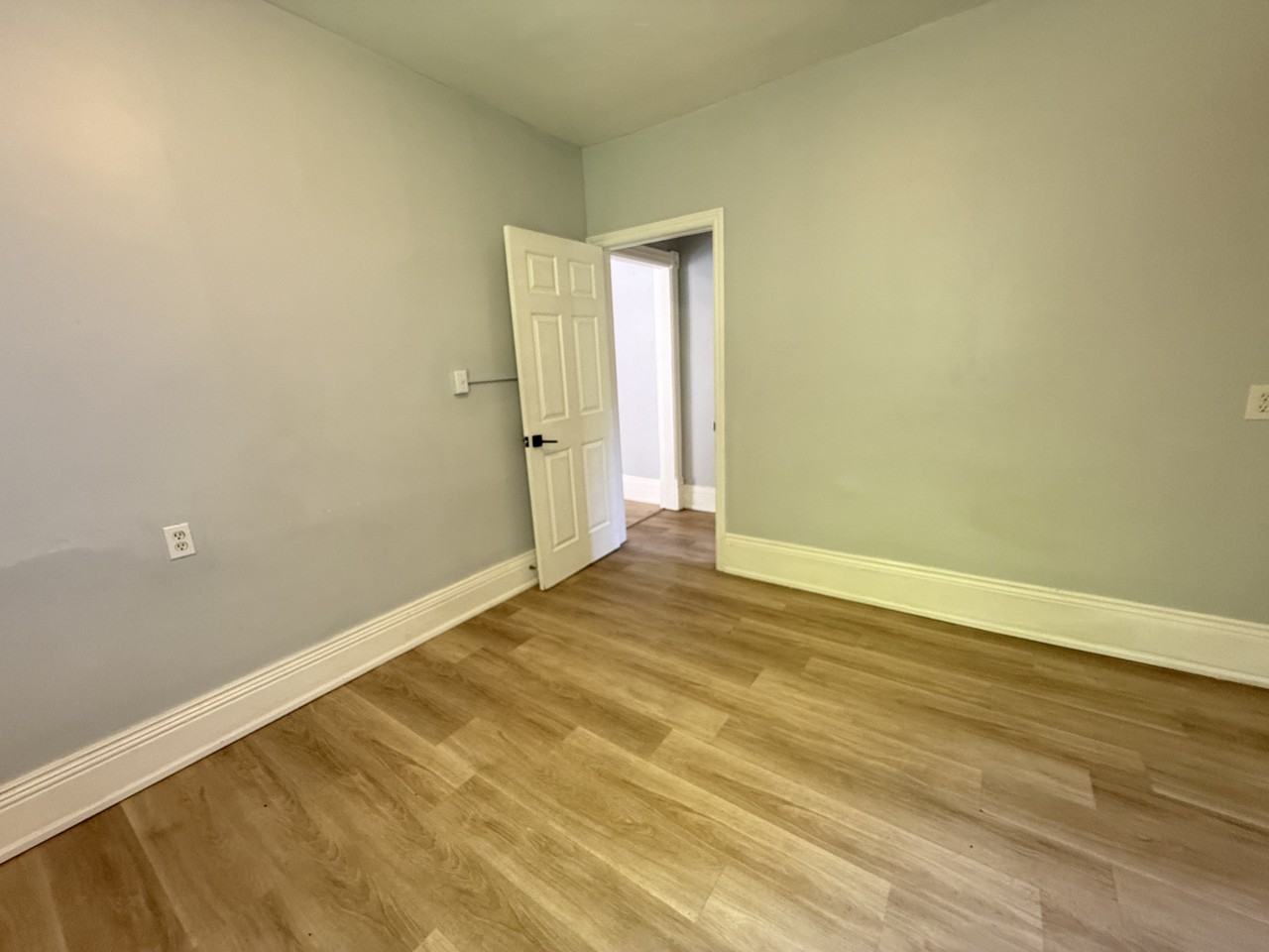 77 Murray St Lowr - Photo 5 of 6