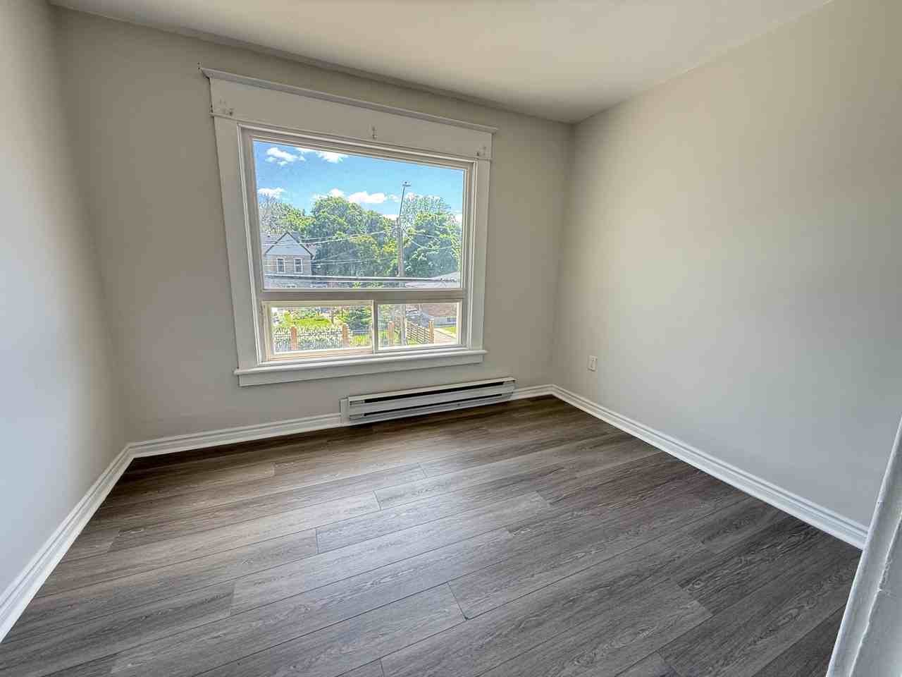 166 Sydenham St #2 - Photo 5 of 5