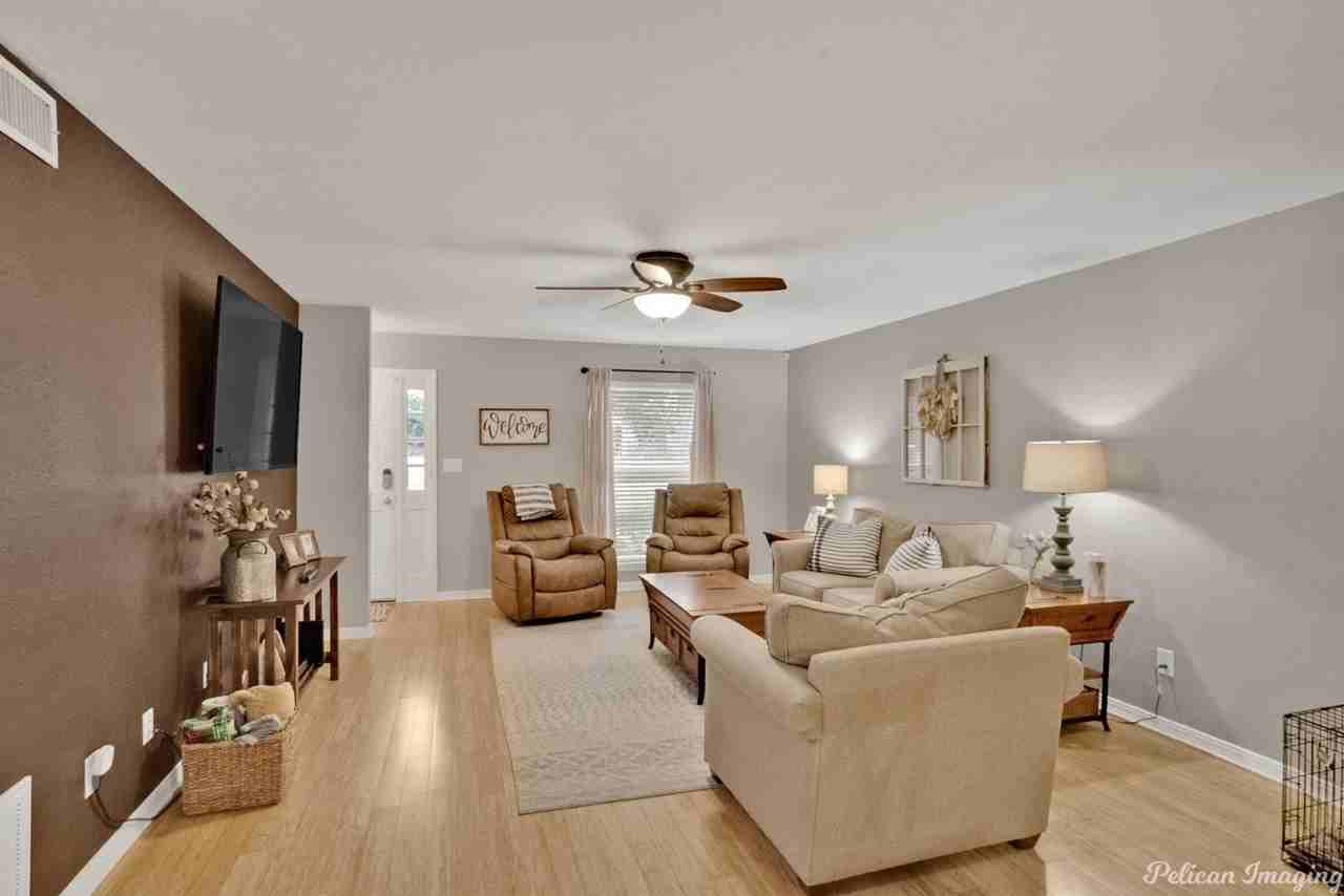 119 Stratmore Dr - Photo 2 of 25