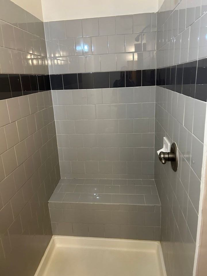1100 Hull Street Apartments - Photo 2 of 14