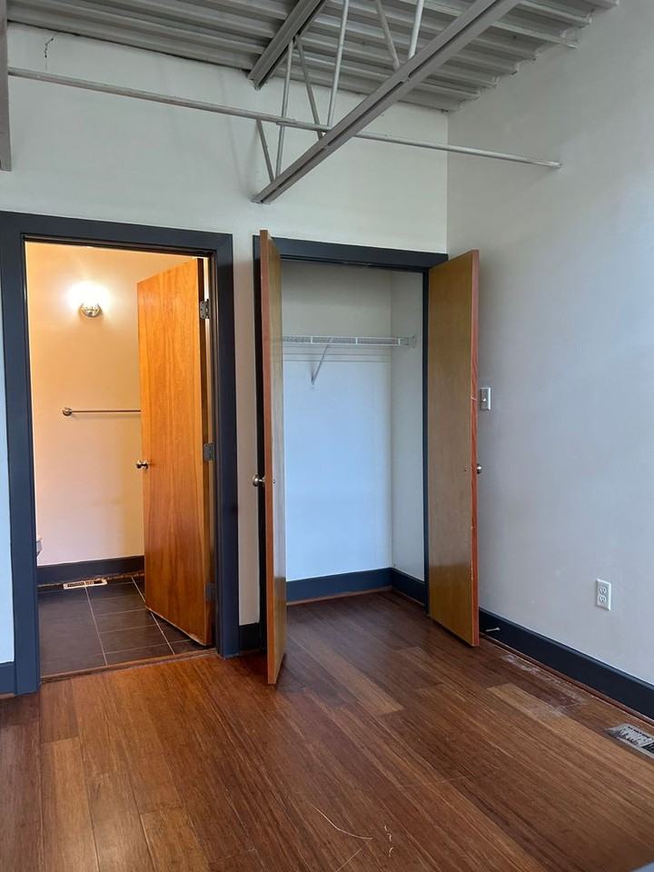 1100 Hull Street Apartments - Photo 4 of 14