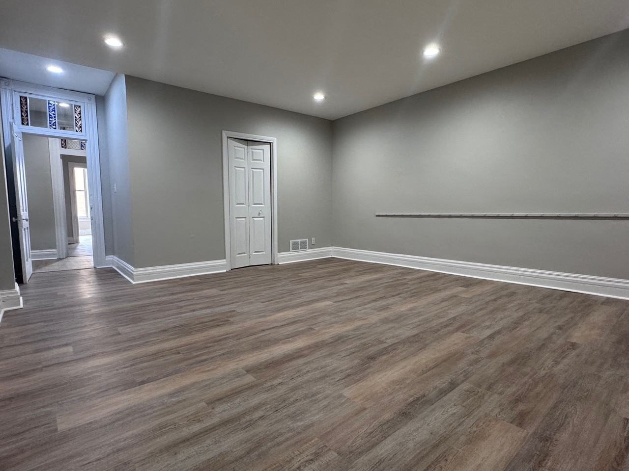 120 E Main St #206 - Photo 7 of 8