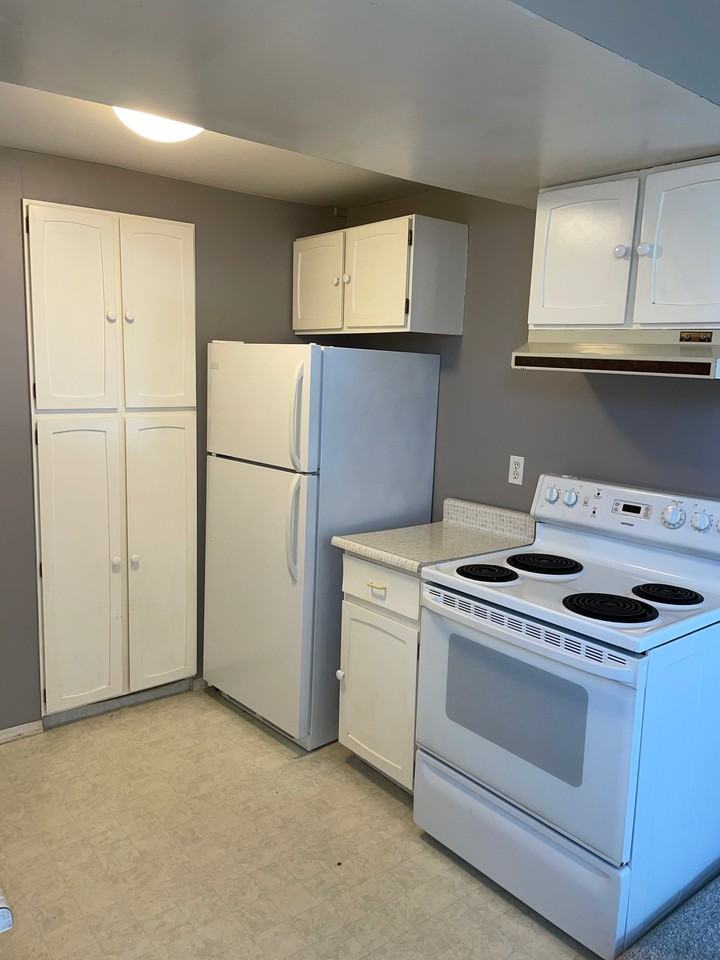 901 B - 901 7th Street East #B - Photo 6 of 11