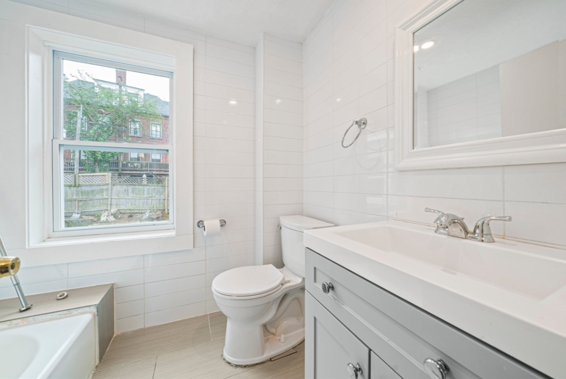 148 Boylston St #2 - Photo 4 of 17