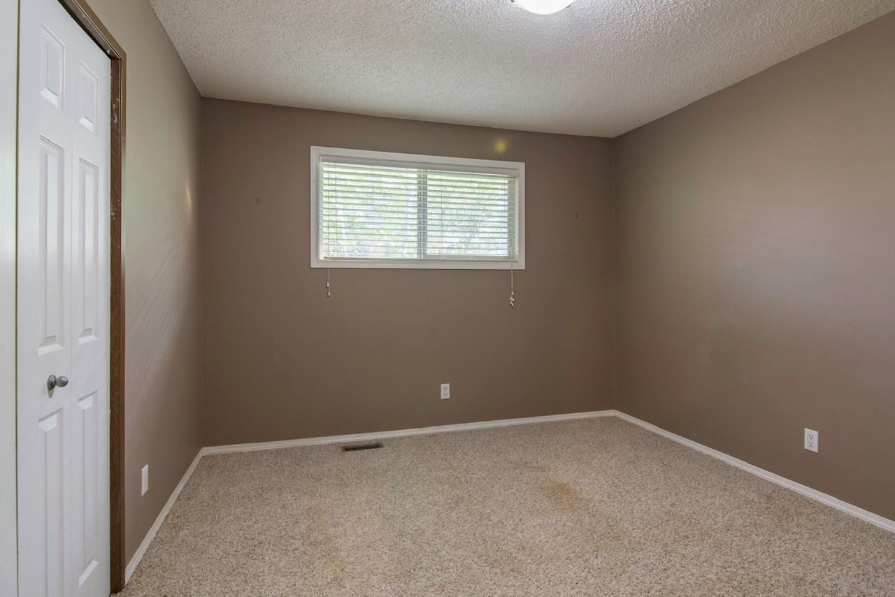 1536A Avenue C N #1 - Photo 5 of 8
