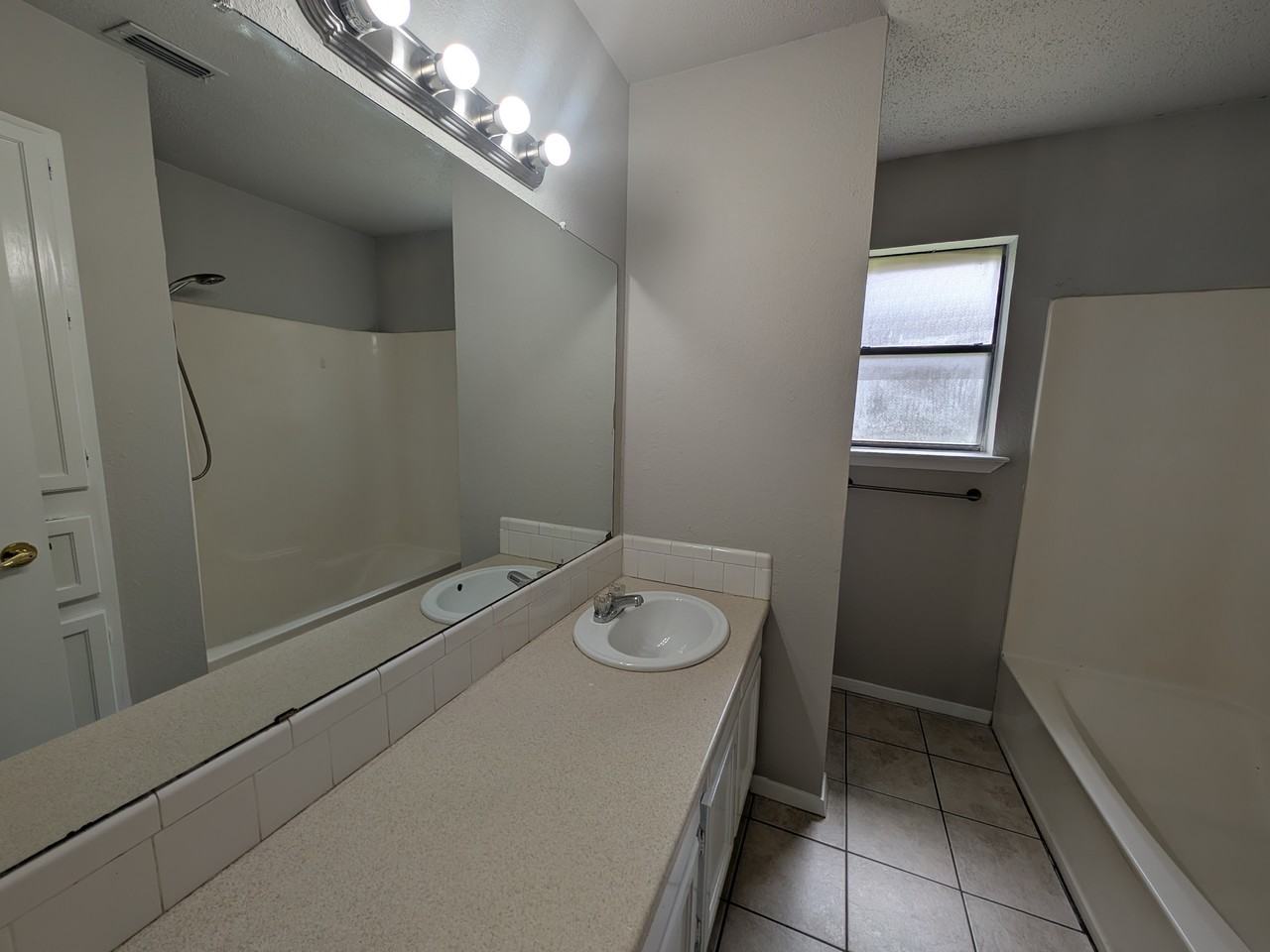 5312 Hastings Dr #1 - Photo 6 of 10