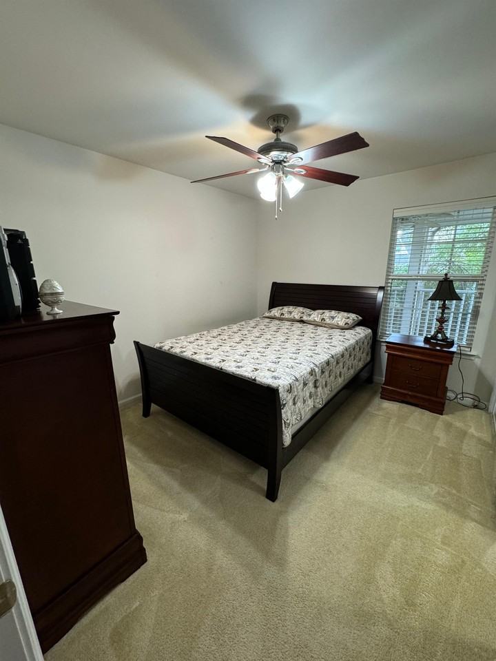 116 Brentwood Dr #1 - Photo 6 of 10
