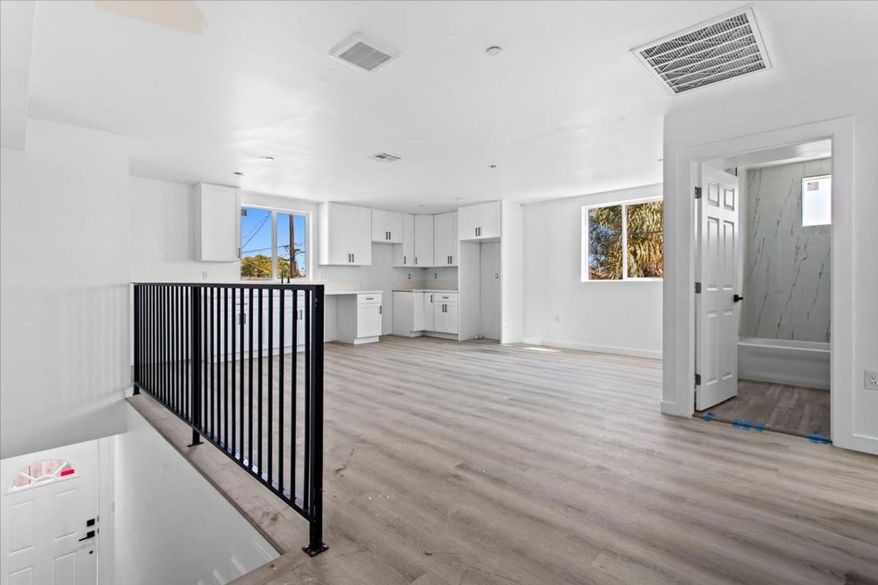 Luxury Brand New 2026 3 Bedroom Units - Photo 2 of 6