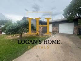 featured image of 910 Sw Sedalia Ave #1