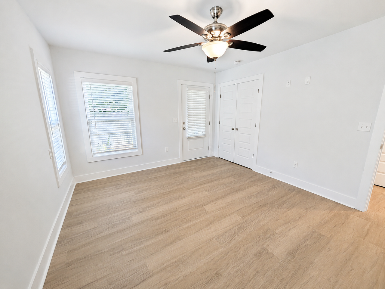 1545 Payne St #3 - Photo 4 of 10