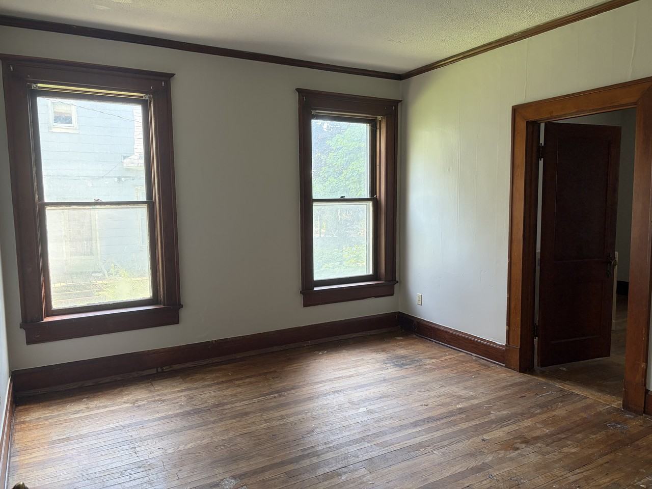918 S 24th St #918 - Photo 5 of 7