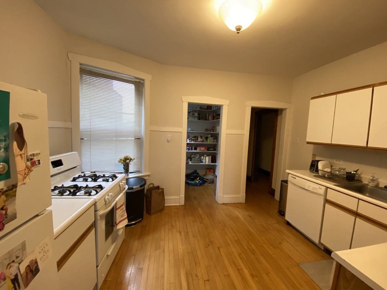 1506 W Addison St #3 - Photo 5 of 19