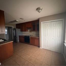 3824 Brookfield Dr #1 - Photo 4 of 7