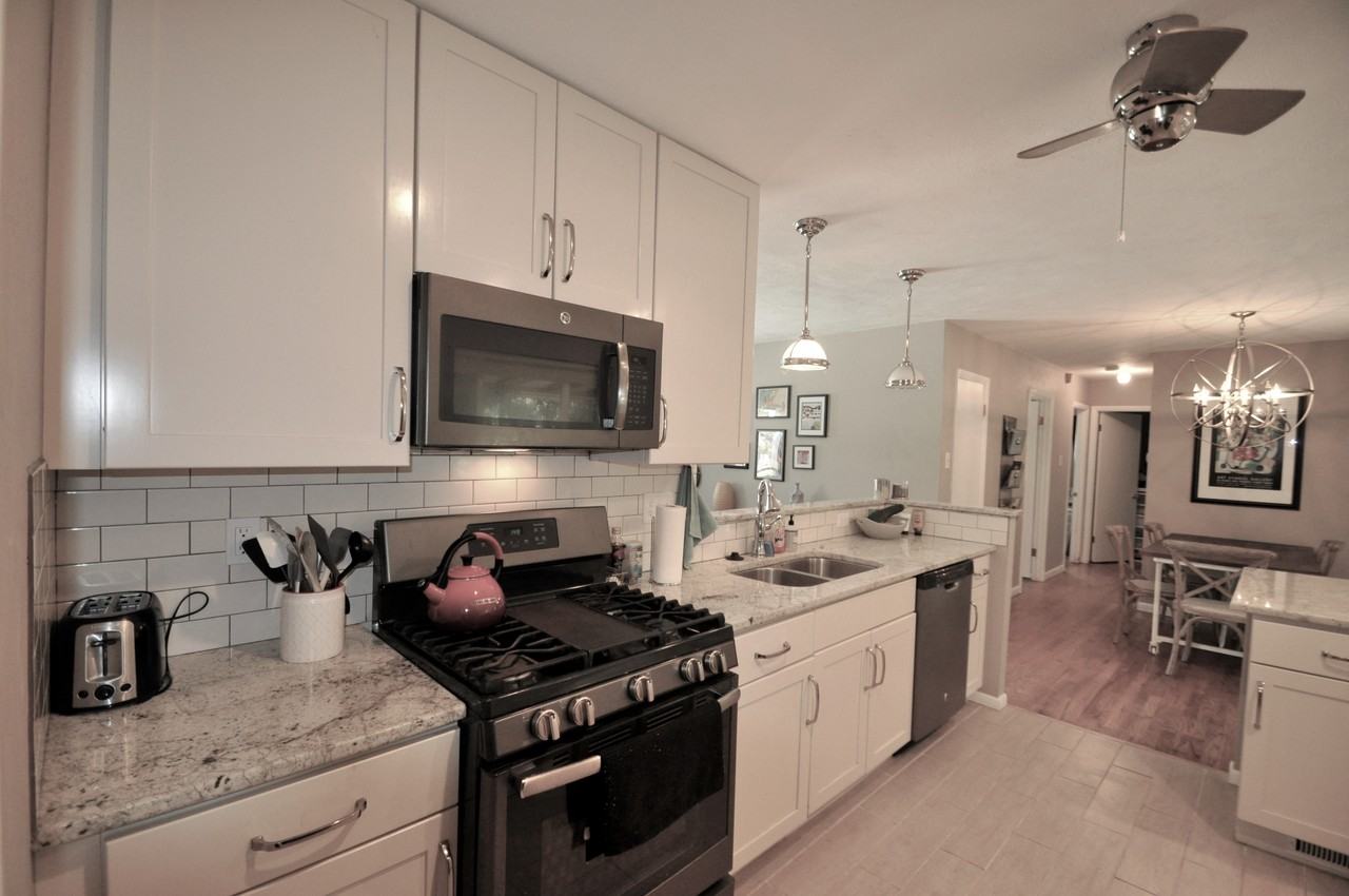 3391 S Holly St #1 - Photo 5 of 12