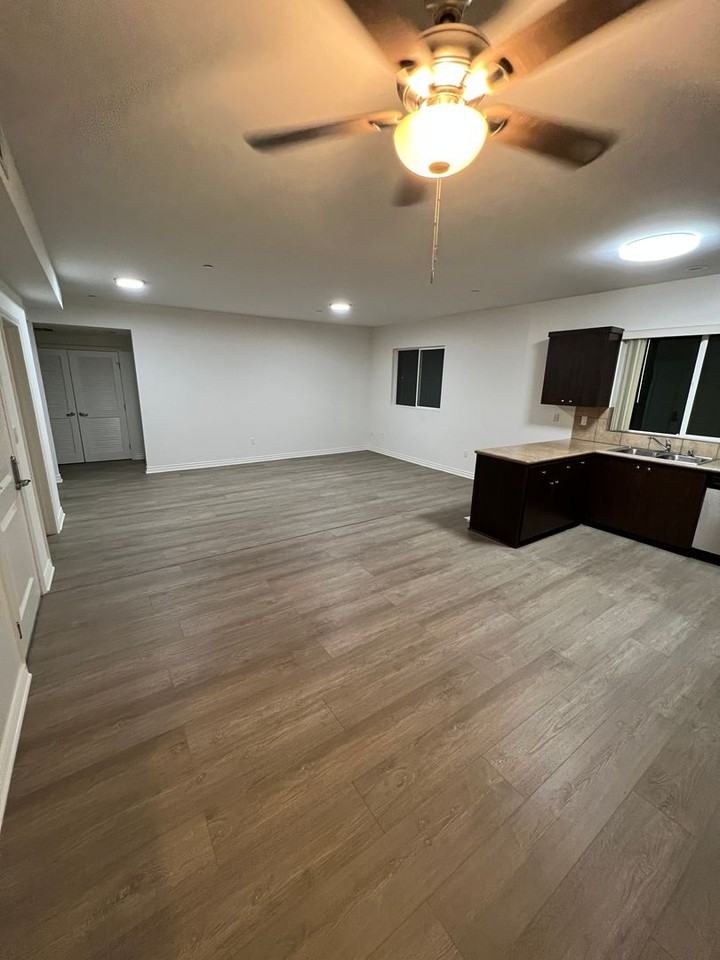 Yaya Laurel 1 Apartments - Photo 5 of 39