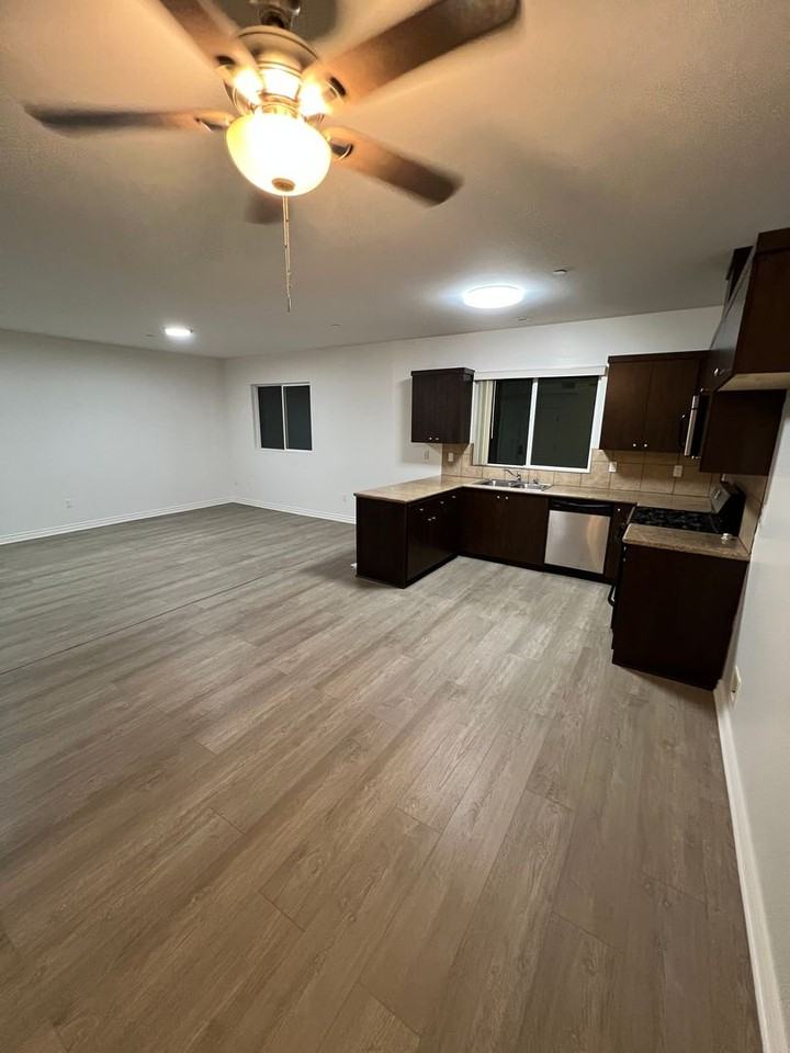 Yaya Laurel 1 Apartments - Photo 6 of 39