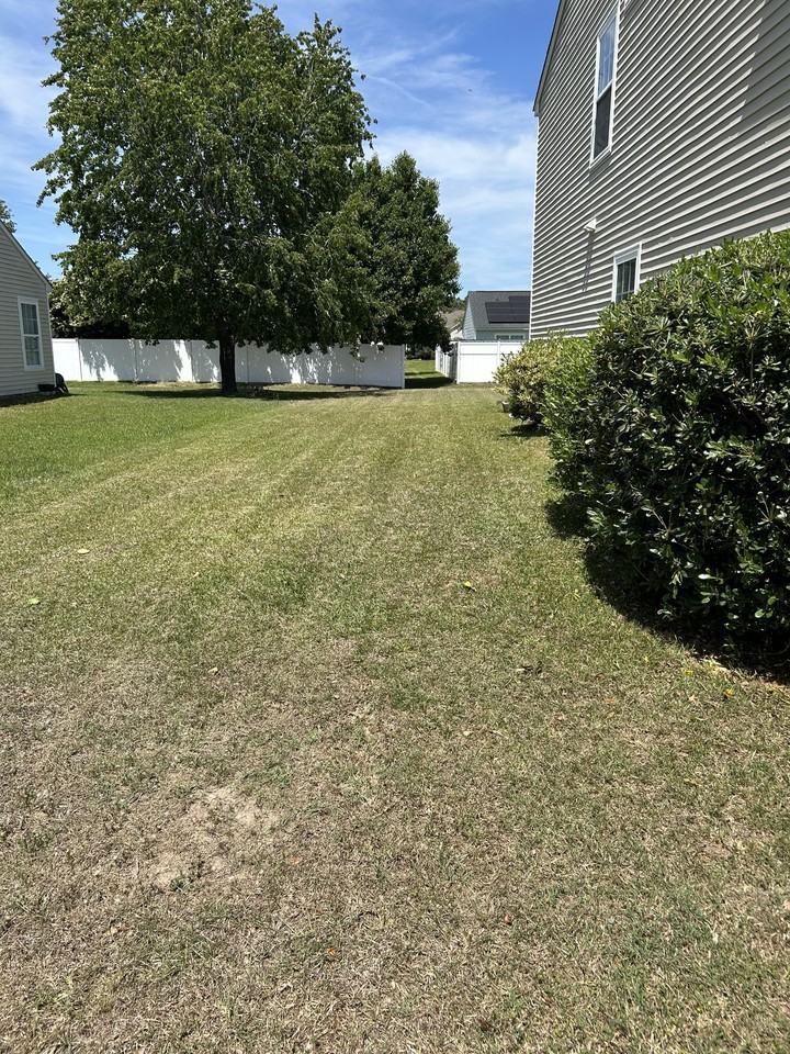 178 Tibton Cir #1 - Photo 4 of 18