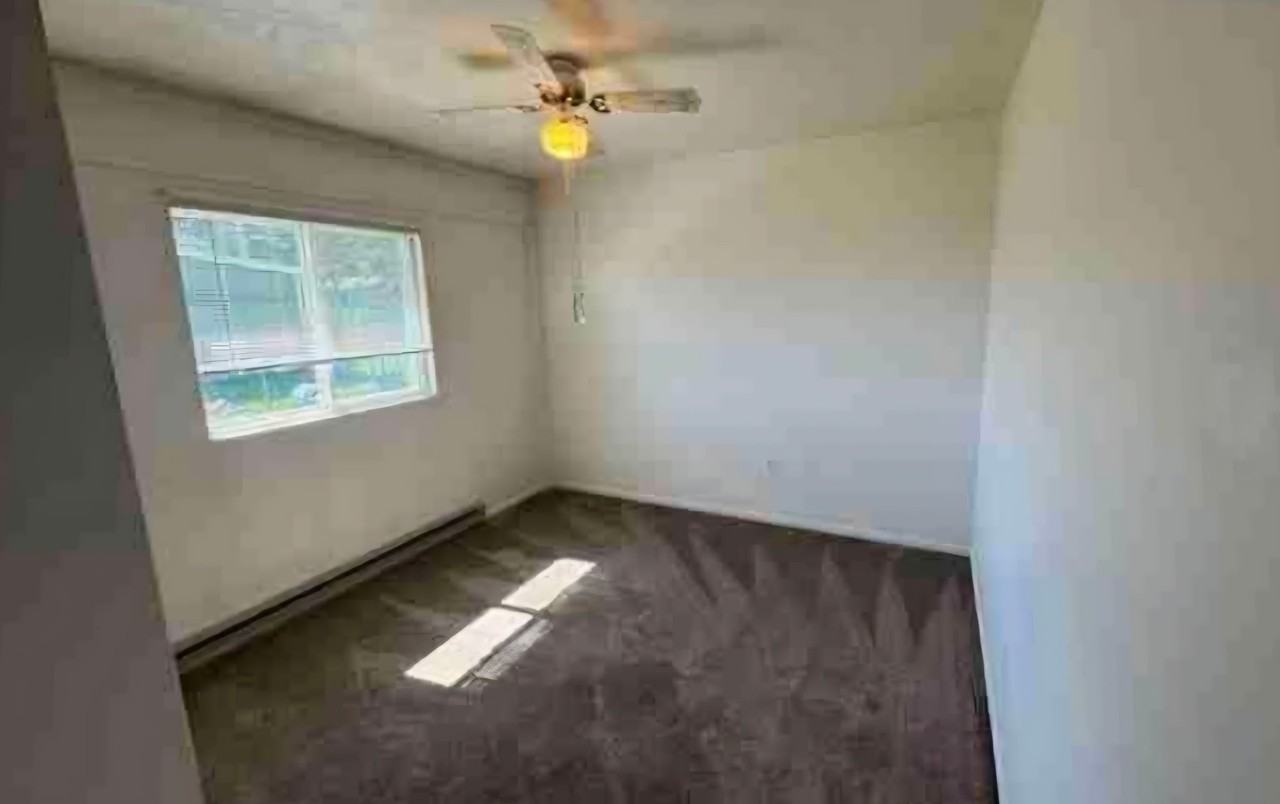 202 W 1st Ave #2 - Photo 4 of 7